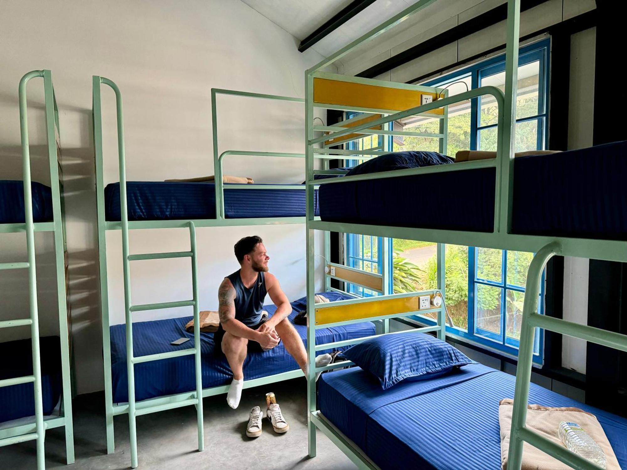 Hangover Hostels เอลลา ภายนอก รูปภาพ