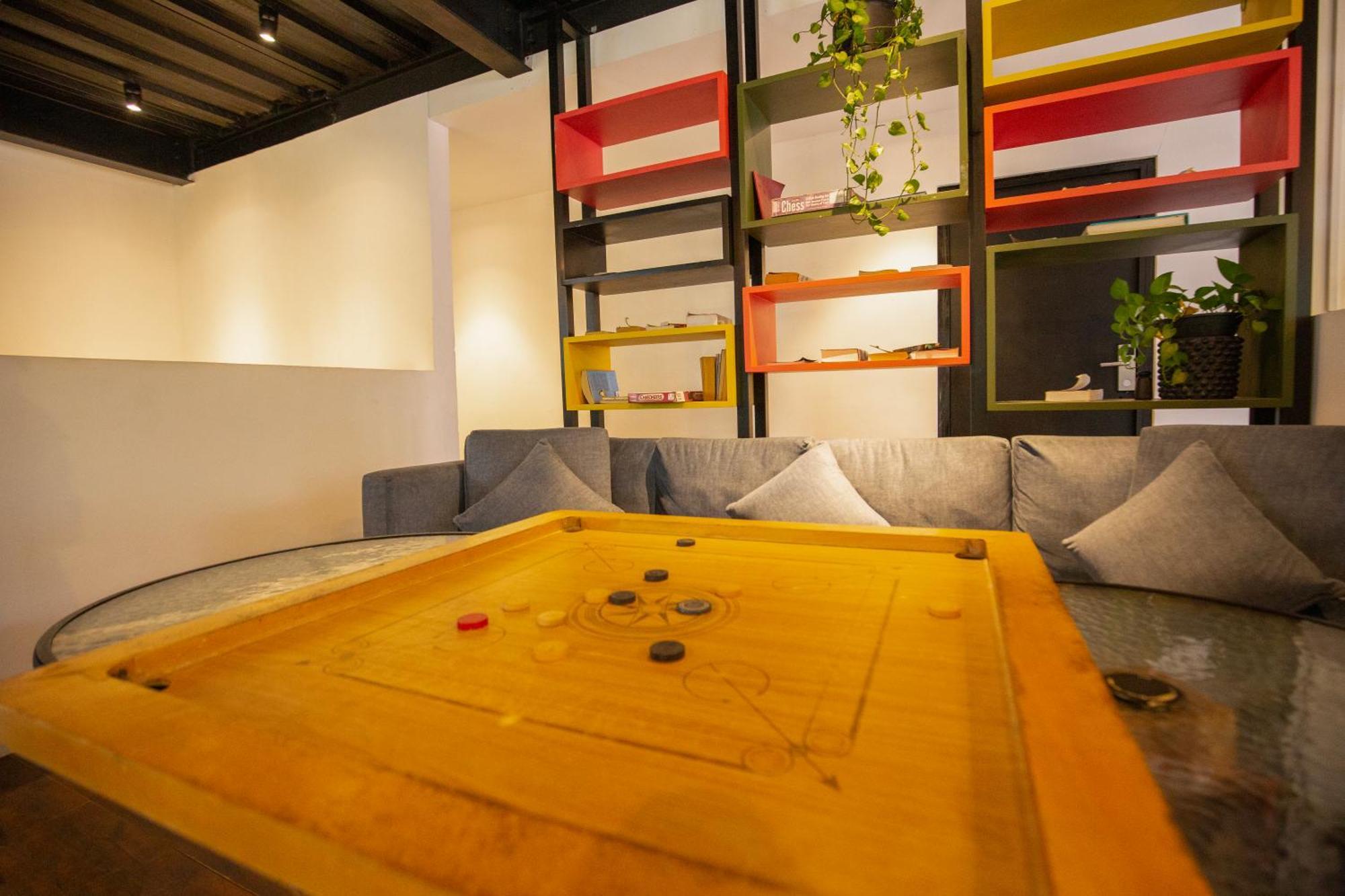 Hangover Hostels เอลลา ภายนอก รูปภาพ