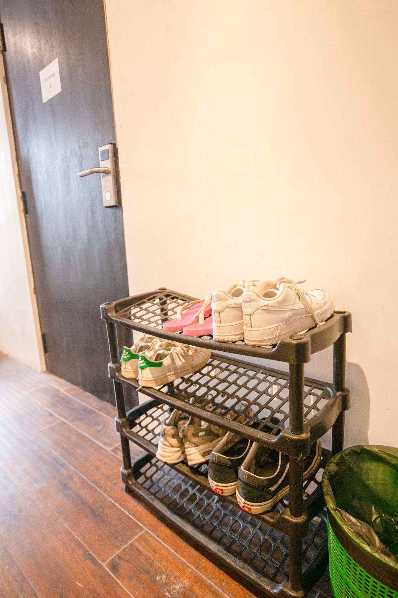 Hangover Hostels เอลลา ภายนอก รูปภาพ