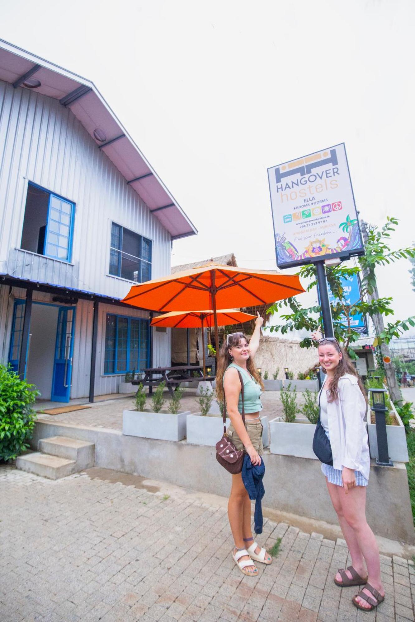 Hangover Hostels เอลลา ภายนอก รูปภาพ