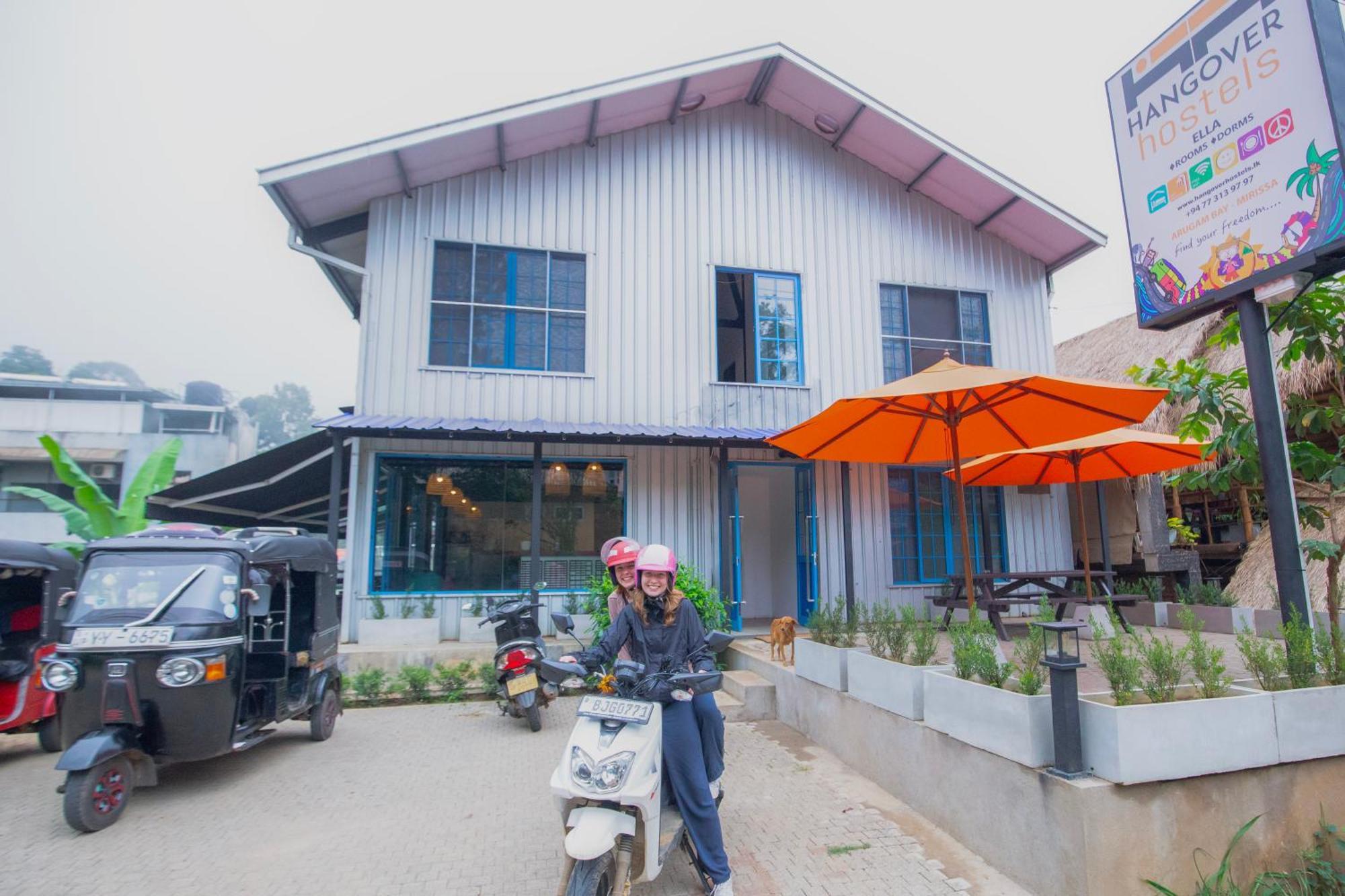 Hangover Hostels เอลลา ภายนอก รูปภาพ