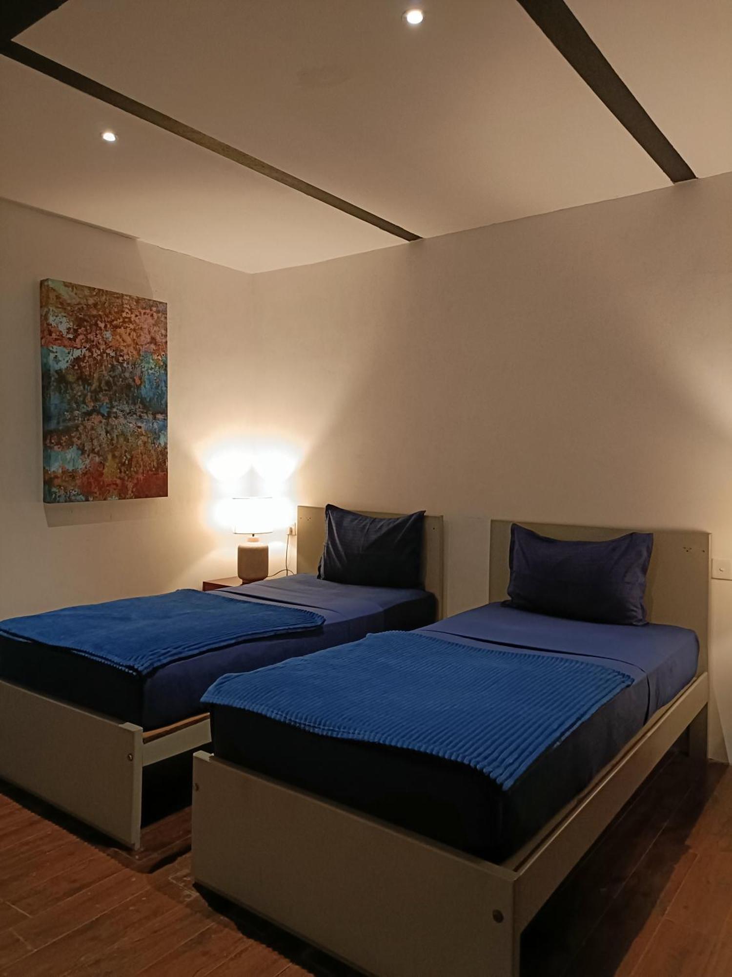 Hangover Hostels เอลลา ภายนอก รูปภาพ